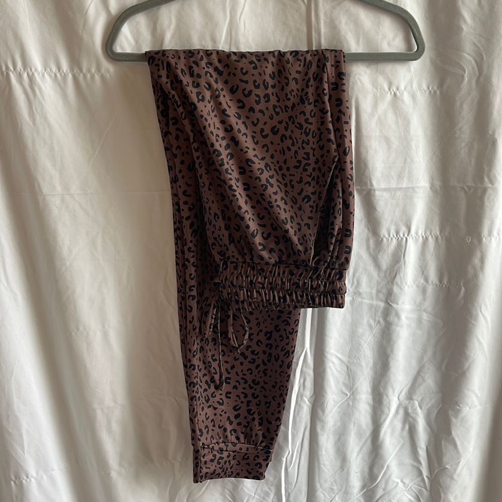 ANIMAL PRINT JOGGERS